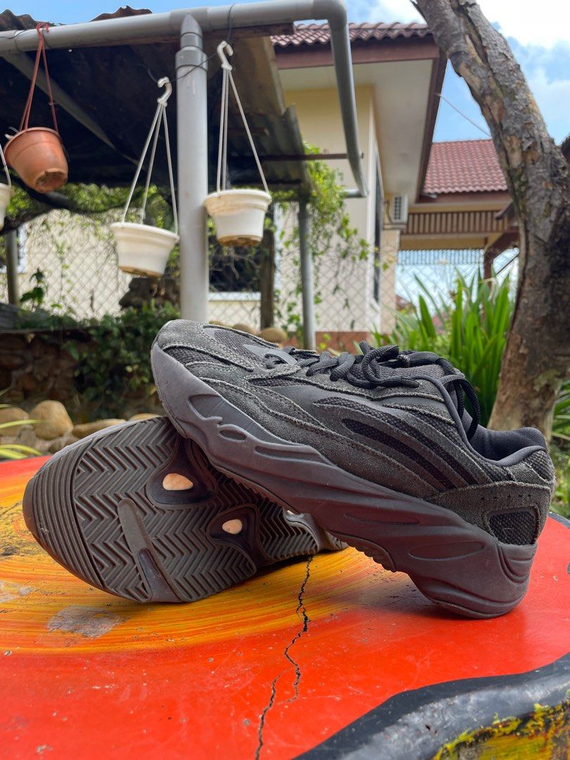 Adidas yeezy vanta 2018 store