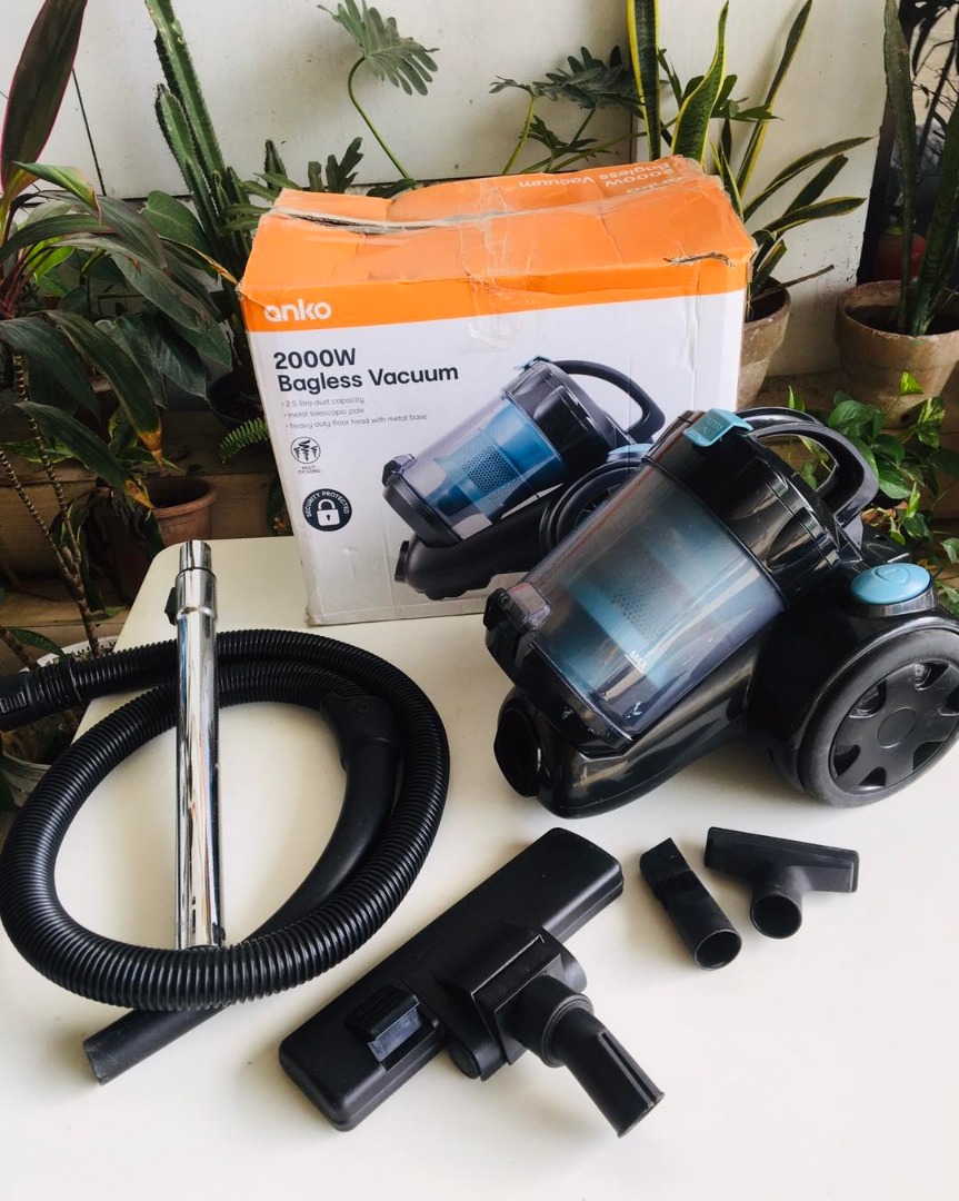 Anko 2000w Bagless Vacuum, TV & Home Appliances, Vacuum Cleaner