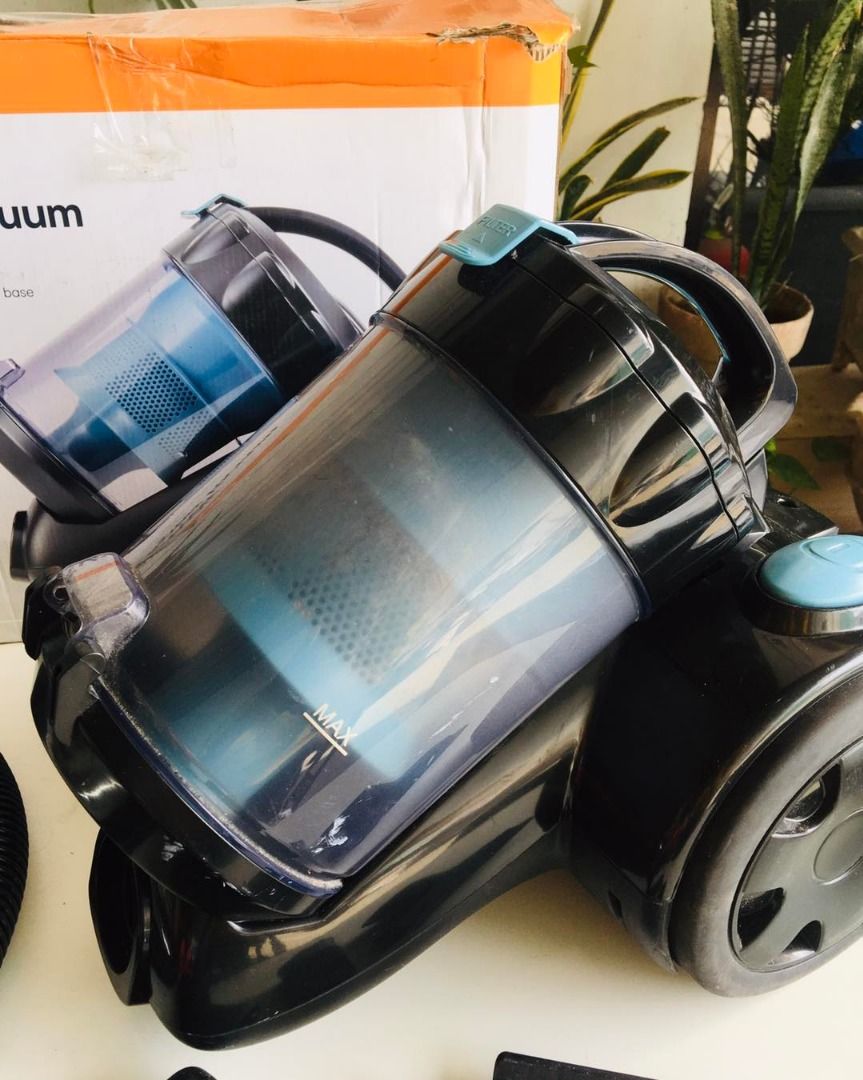 Anko 2000w Bagless Vacuum, TV & Home Appliances, Vacuum Cleaner