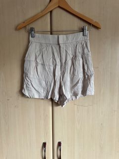 AUTH ZARA OYSTER WHITE SATIN SOFT FITS XS TO SMALL  HIGH WAISTED SEXY SHORTS - NEEDS IRONING ONLY