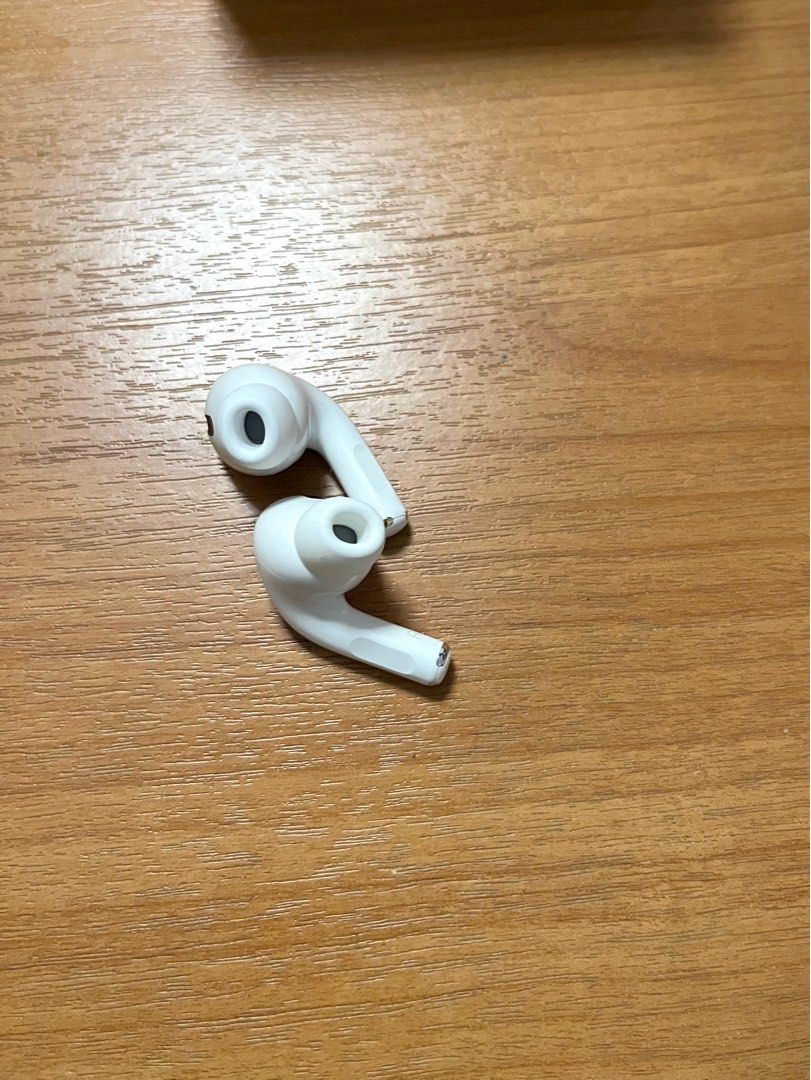 Airpods earphones only clearance