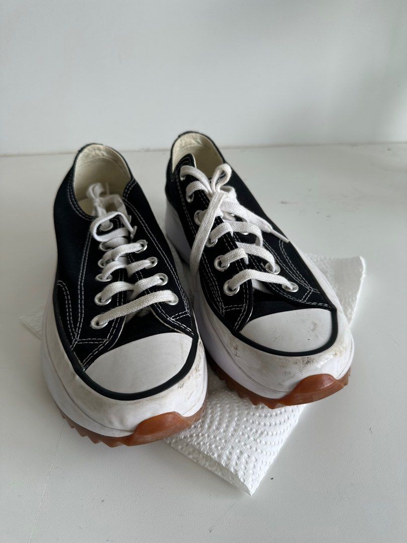 Chuck taylor platform hotsell sneaker