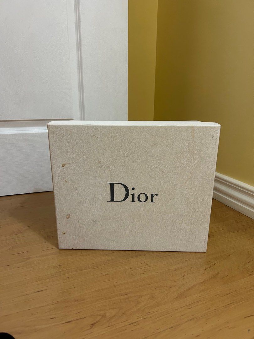 Authentic Dior Box Large (Category: Luxury Bags & Wallets) located in Quezon City. Submitted by tokyoluxestuff2013 (Listing ID 1287267903, Image 1). Description: Price Fixed Authentic Preloved Dior Box Large See pic for size reference For pick up at Banawe QC only Grab/ Lalamove only Add shipping fee.