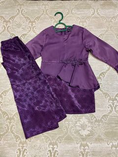 (Category: ) located in . Submitted by getz.thrift (Listing ID 1287298657, Image 1). Description: .