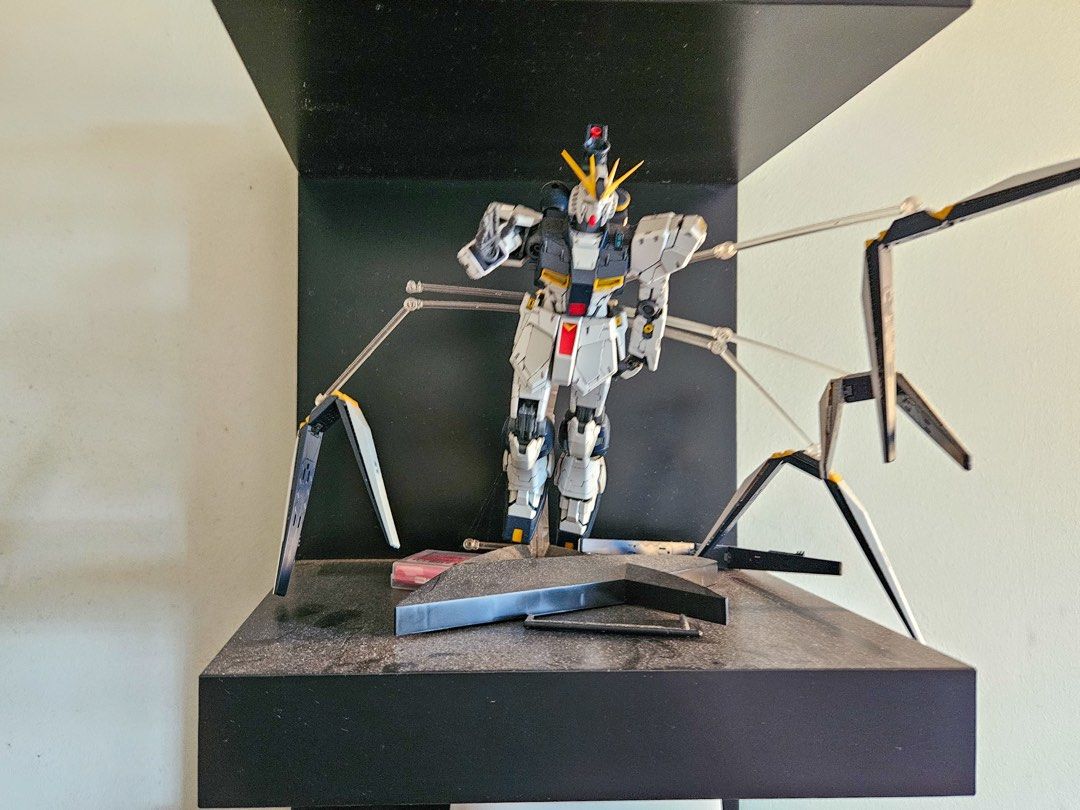 Bandai Gunpla MG 1/100 Nu Gundam Ver. Ka, Hobbies & Toys, Toys & Games ...