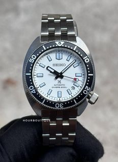 White seiko diver store