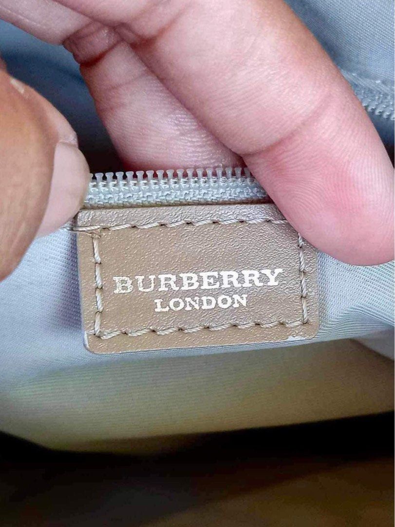 Burberry Nova Check Legit (Category: Luxury Bags & Wallets) located in Pagadian. Submitted by lightbagelyas (Listing ID 1287315093, Image 2). Description: BURBERRY Vintage London Nova Check Pattern Tote Bag Coded YKK ZIP Made in Italy PVC Leather Silver Tone Hardware Canvas Lining Sign of wear corner & Handle.