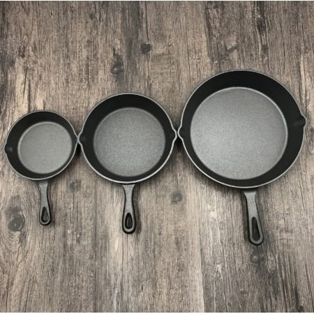 Cast Iron Non Stick Skillet Pan (Category: Other Kitchenware & Tableware) located in Quezon City. Submitted by trustrade86136 (Listing ID 1287206127, Image 3). Description: Cast-iron cookware is valued for its heat retention properties and can be produced and formed with a relatively low level of technology. Seasoning is used to protect bare cast iron from rust and to create a non-stick surface. -cast-iron frying pan heats quickly and evenly -han