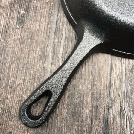 Cast Iron Non Stick Skillet Pan (Category: Other Kitchenware & Tableware) located in Quezon City. Submitted by trustrade86136 (Listing ID 1287206127, Image 1). Description: Cast-iron cookware is valued for its heat retention properties and can be produced and formed with a relatively low level of technology. Seasoning is used to protect bare cast iron from rust and to create a non-stick surface. -cast-iron frying pan heats quickly and evenly -han