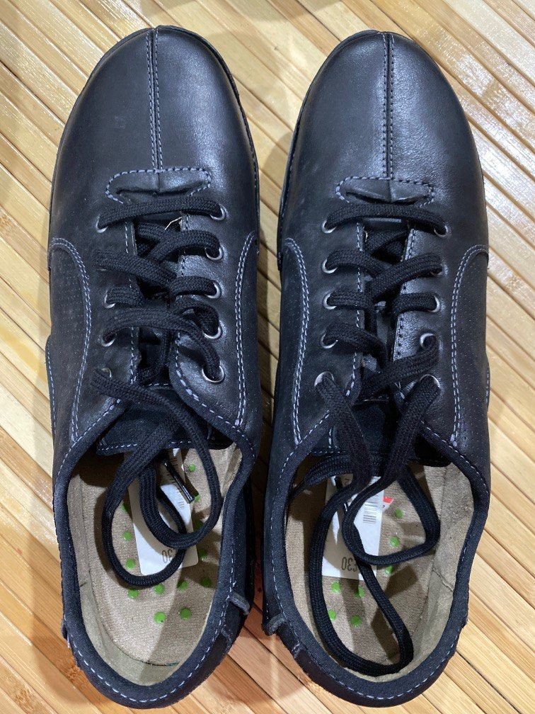 Clarks wave shop trek womens