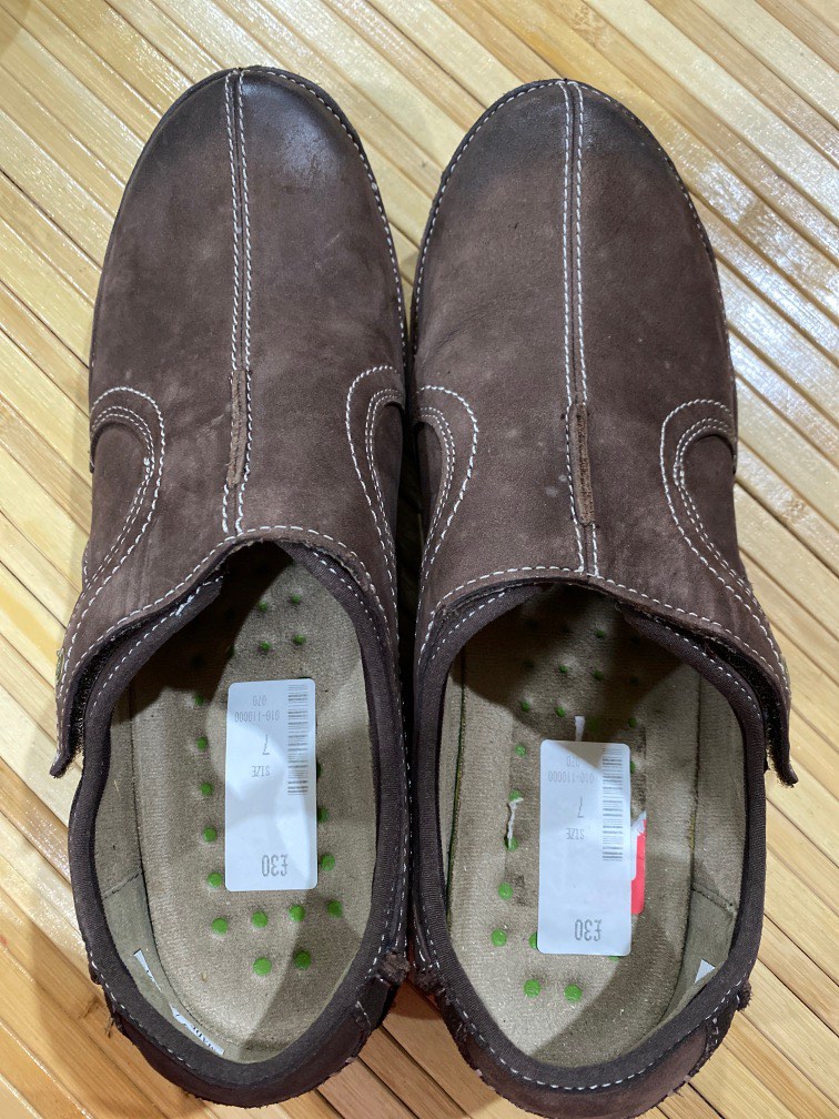 Clarks wave sale route shoes