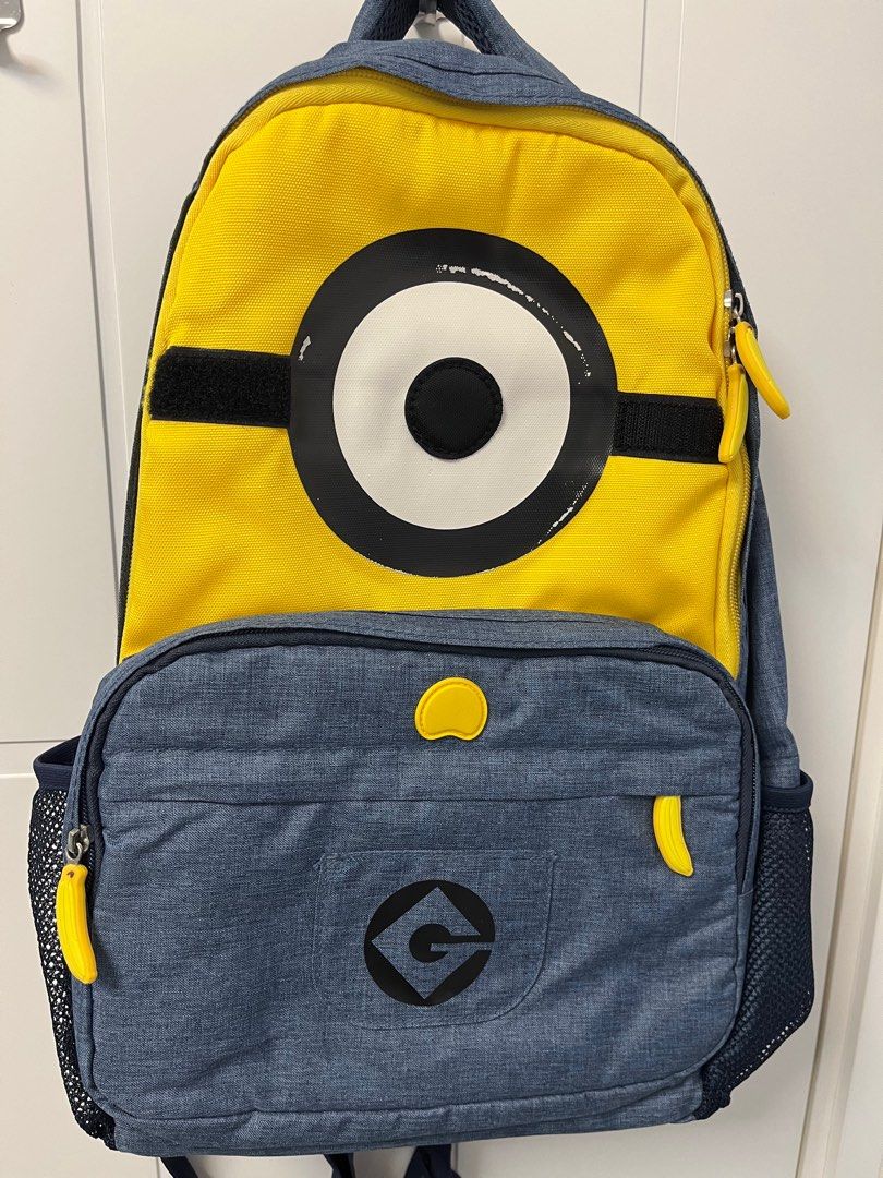 Delsey minion backpack discount
