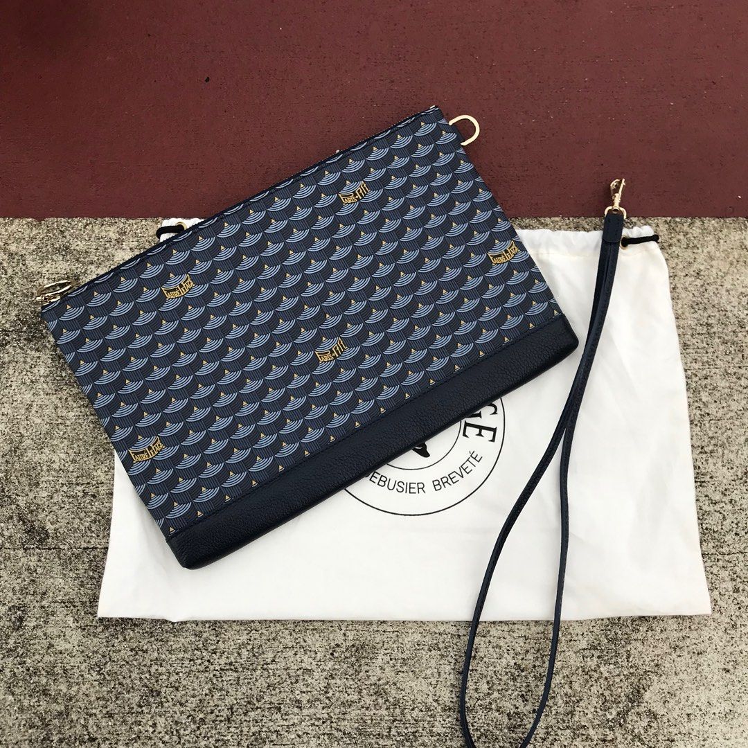 Faure le store page pochette