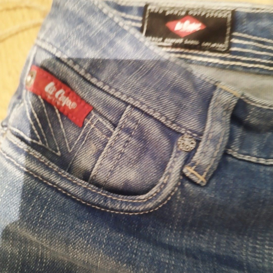 Levis discount lee cooper