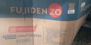 Fujidenzo chest freezer