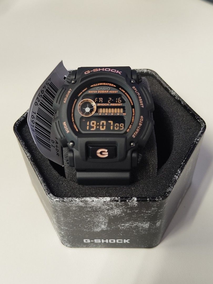 Casio dw 9052gbx top