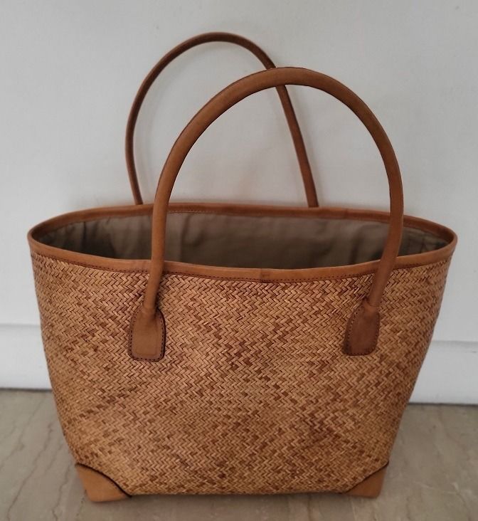 Hand Made Leather Rattan Bag Women s Fashion Bags Wallets