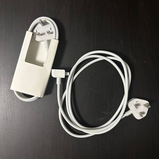 MacBook Extension Cable440336405675397120