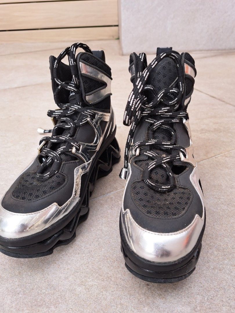 Marc jacobs deals ninja wave sneakers