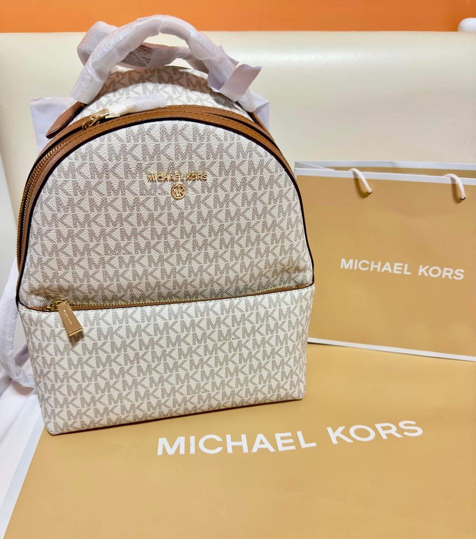 Michael kors deals backpack vanilla