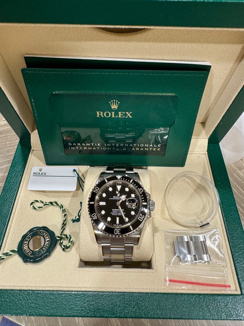 ROLEX 箱 Full Set Triple Box Mint DEC21 Rolex Submariner DATE 126610LN