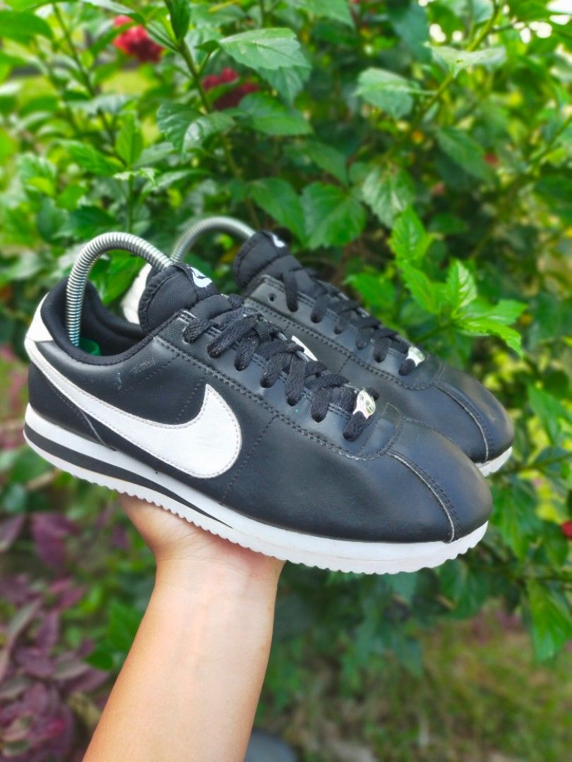 NIke cortez black white size 6uk Men s Fashion Footwear
