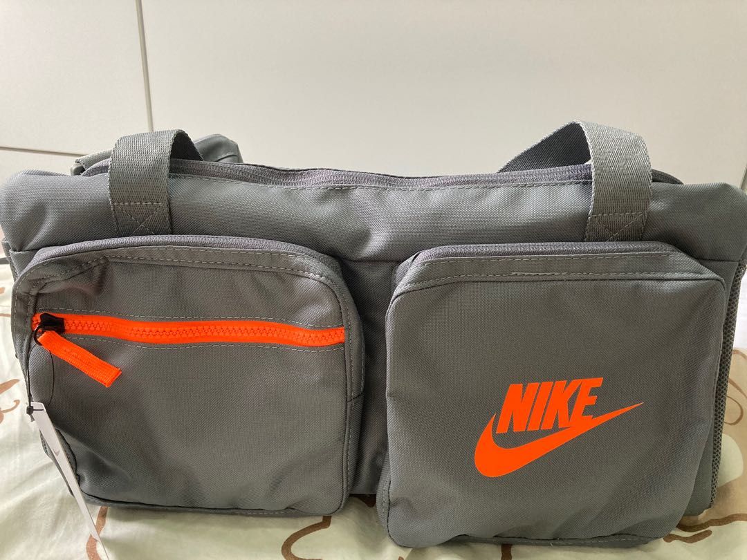 NIKE FUTURE PRO DUFF duffel bag Carousell