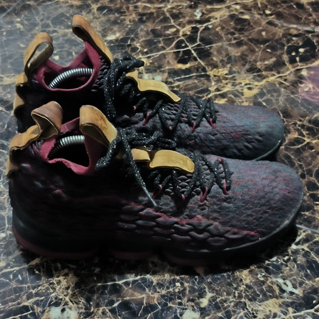 Nike kyrie 8.5uk Men s Fashion Footwear Sneakers on Carousell