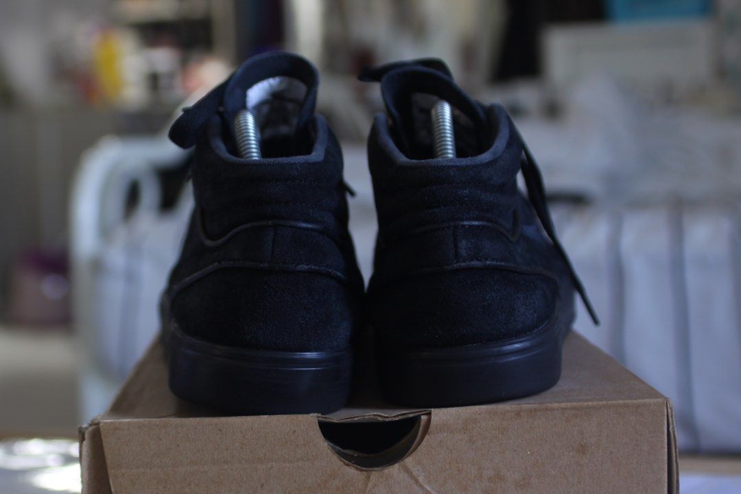 Janoski all black suede online
