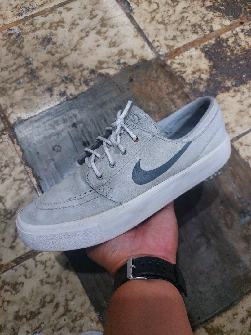 Nike SB Zoom Janoski HT Wolf Grey Men s Sneakers 26.5 cm Men s Fashion Footwear Sneakers on Carousell