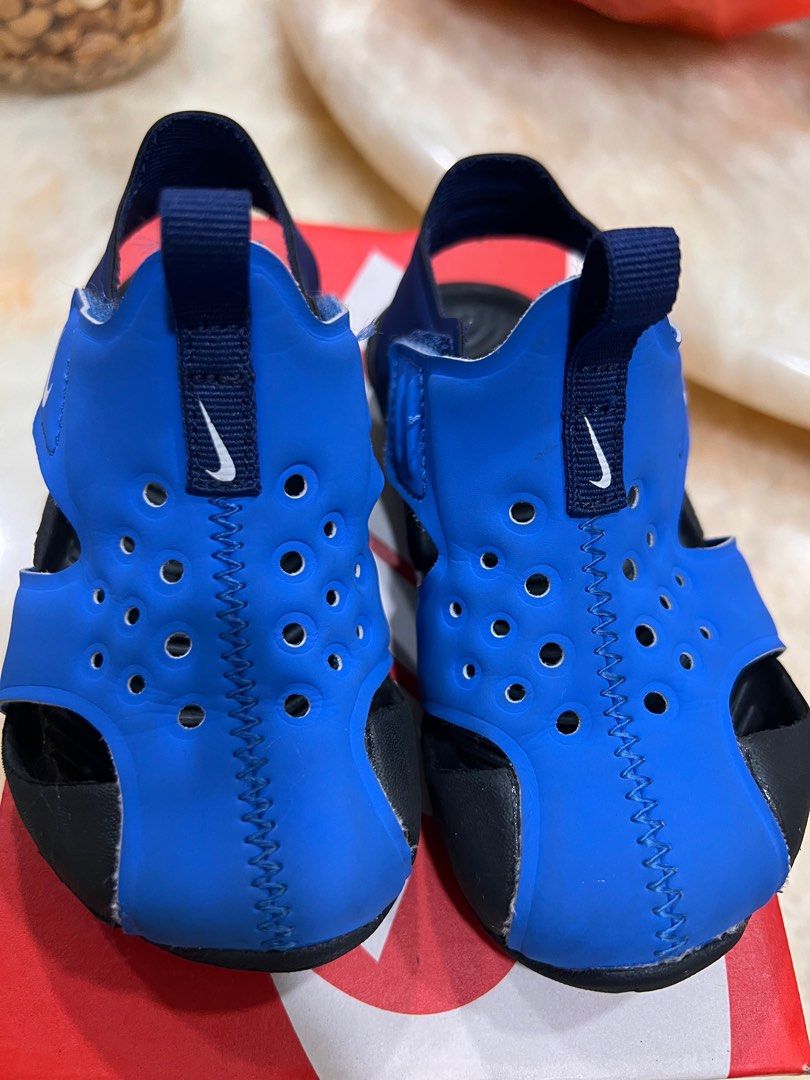 Nike best sale sandals 7c