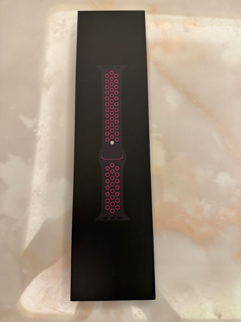 Pink blast discount nike sport band
