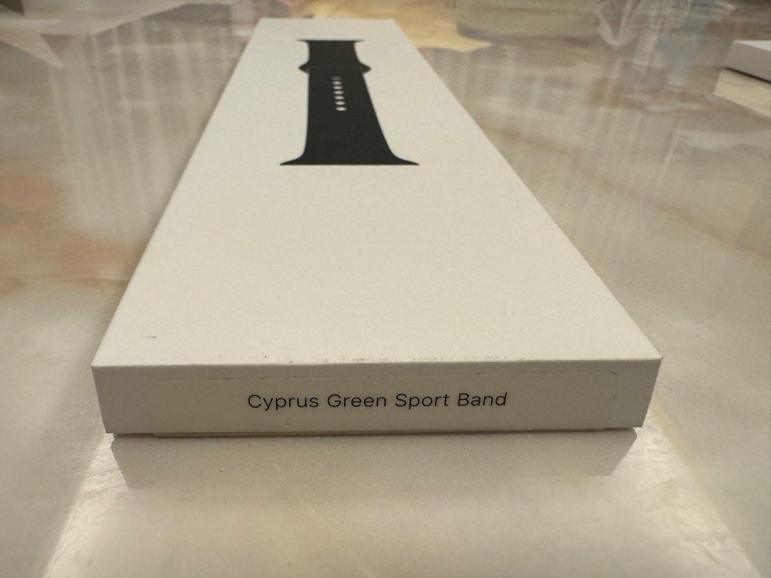Apple cyprus hotsell green sport band