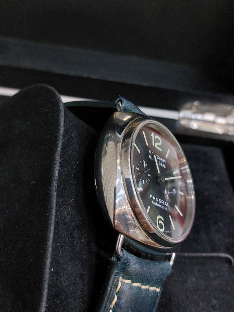 Panerai radiomir black hotsell seal harga