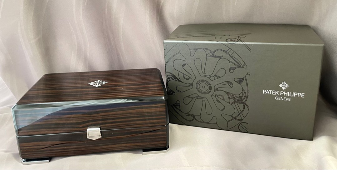 Patek philippe watch on sale box