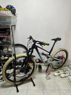 (Category: ) located in . Submitted by 08localseller (Listing ID 1287302696, Image 1). Description: .