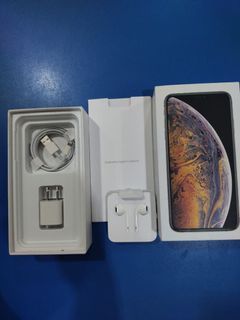 Preloved Original iPhone Xs Max Charger & Earpods