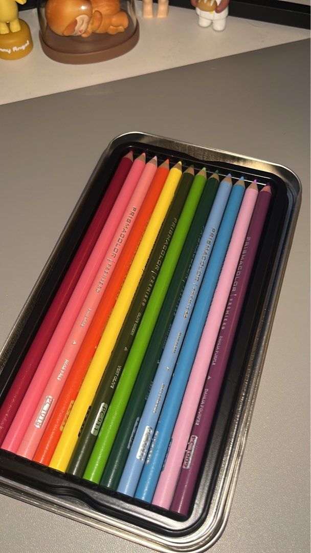 Prismacolor Botanical Garden Set (Category: Art & Prints) located in Pasay City. Submitted by b0ypablo (Listing ID 1287213218, Image 3). Description: brand new bought january 2024 from art bar atc rfs: bought for a major class but never used mop: gcash (payo) mod: grab/lalamove/jnt 📍 taft, pasay.