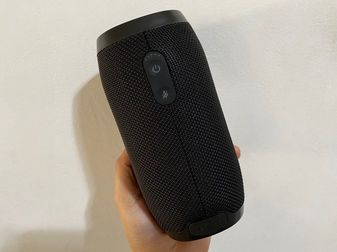 Proton True Wireless Stereo Bluetooth Speaker (Category: Soundbars, Speakers & Amplifiers) located in Pasig City. Submitted by declutter_a_ciro (Listing ID 1287200079, Image 1). Description: Wireless Stereo Bluetooth Speaker Slightly used No issue RFS: Bawas kalat sa work from home desk.