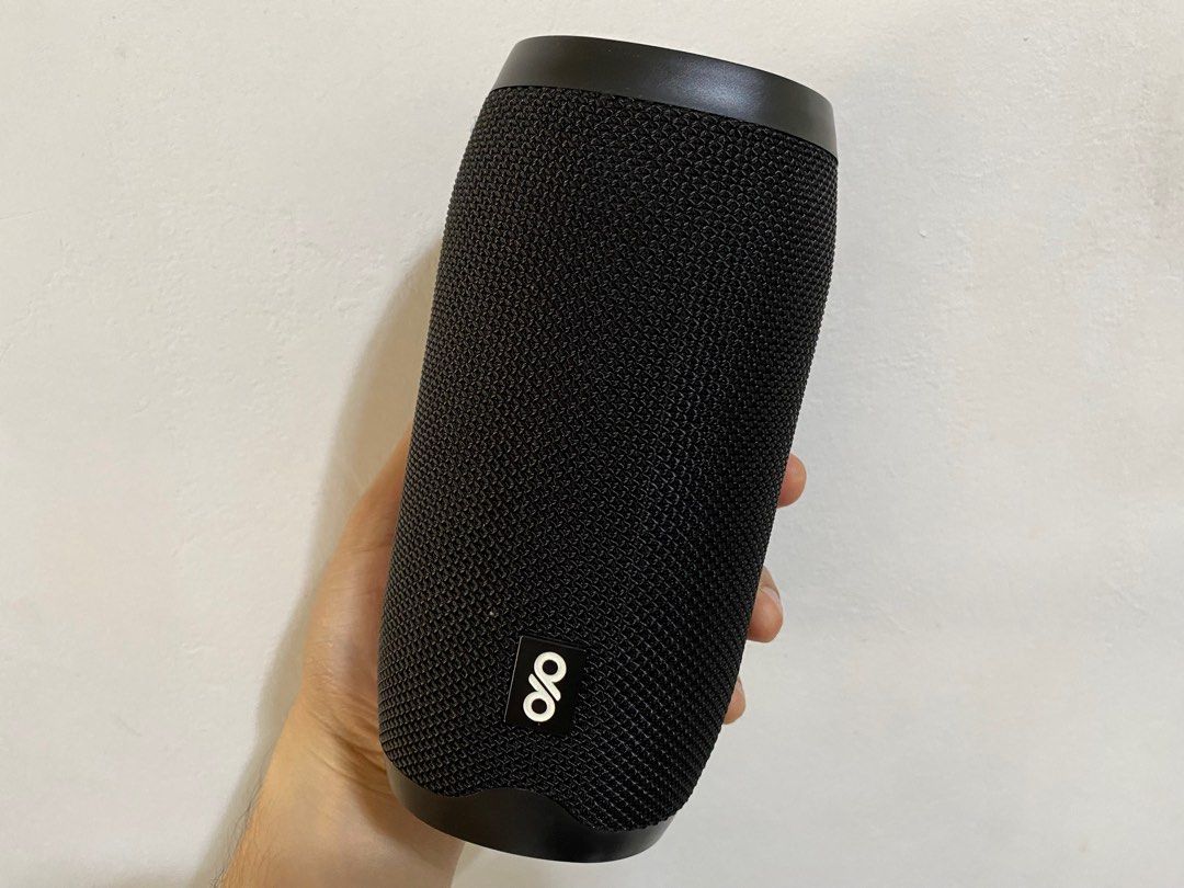 Proton True Wireless Stereo Bluetooth Speaker (Category: Soundbars, Speakers & Amplifiers) located in Pasig City. Submitted by declutter_a_ciro (Listing ID 1287200079, Image 2). Description: Wireless Stereo Bluetooth Speaker Slightly used No issue RFS: Bawas kalat sa work from home desk.