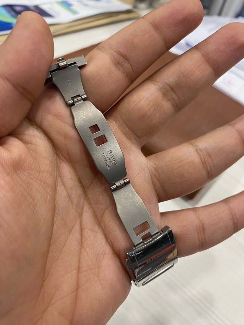 Rado 03532 hotsell titanium price