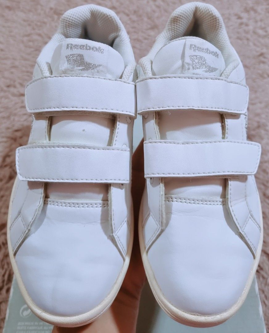 Reebok 217 Size 5 Wmns Eur34.5 22.5cm white sneakers Women s Fashion Footwear Sneakers on Carousell