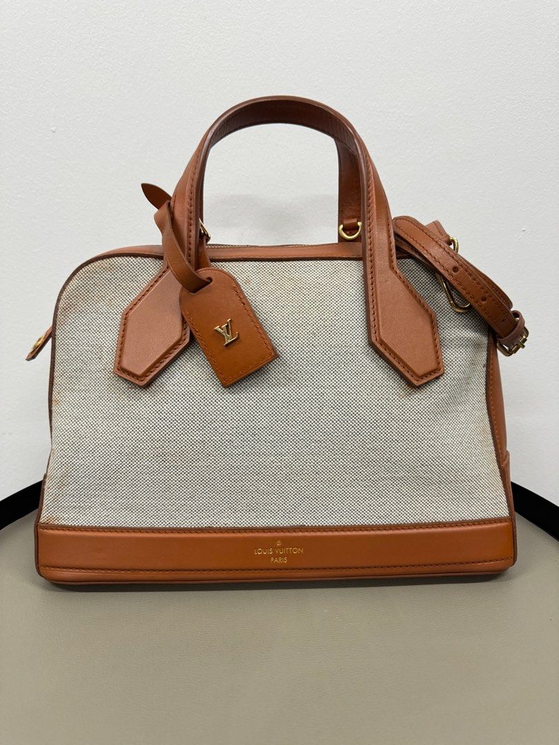 RTP 5 500 LOUIS VUITTON LV DORA PM Luxury Bags Wallets on Carousell