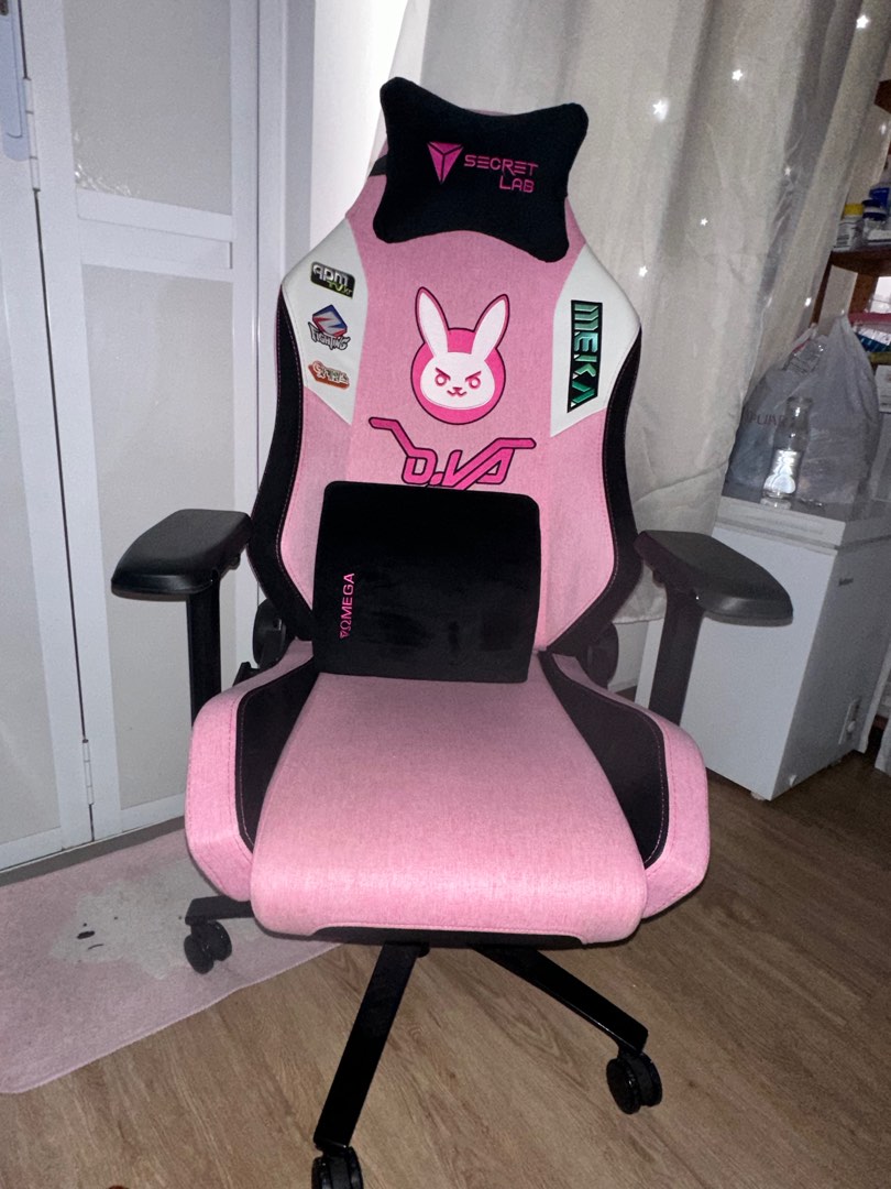 Secret lab dva top