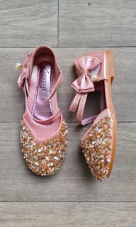(Kategori: ) berada di . Dikirim oleh licelin (ID iklan 1287239760, Gambar 1). Deskripsi: .
