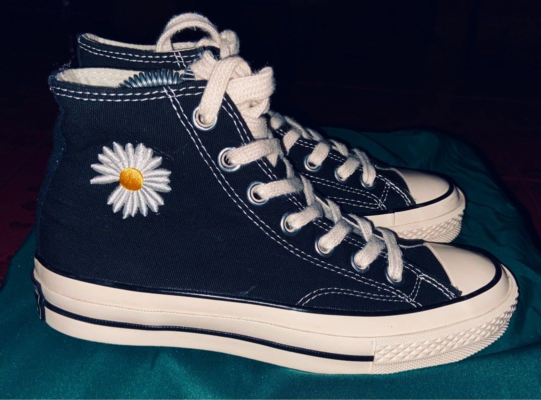 Chuck taylor online collab