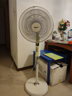 (Category: ) located in . Submitted by DSW_SG (Listing ID 1287319364, Image 1). Description: .
