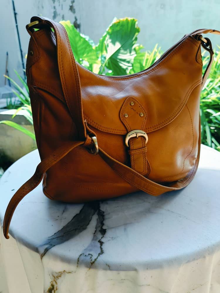 Stone Mountain Genuine Leather Luxury Bags Wallets on Carousell