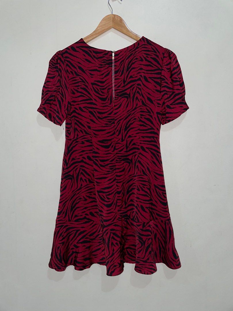 Tokito petites dresses shop