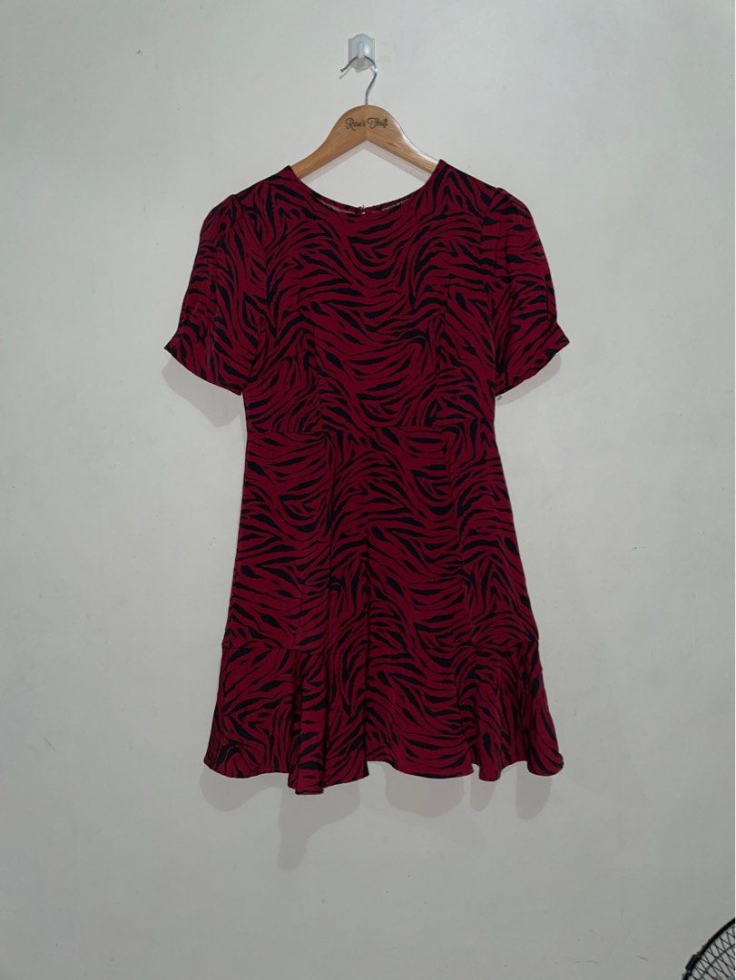 tokito petites dress Women s Fashion Dresses Sets Dresses on Carousell